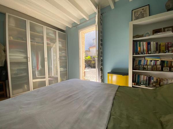 Grand appartement 2 chambres, 3 possibles, avec grande terrasse