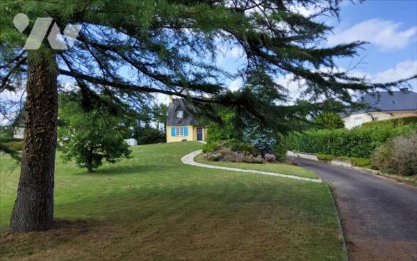 LANDELEAU - MAISON 6 PIECES