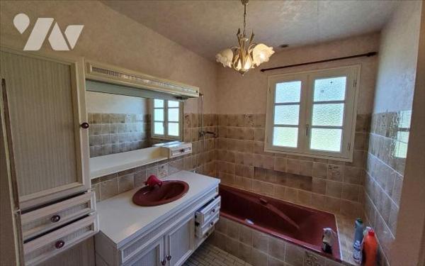 LANDELEAU - MAISON 6 PIECES