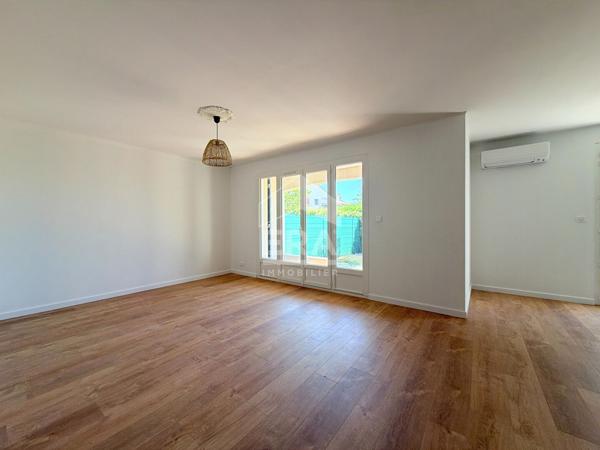 A VENDRE 84120 PERTUIS APPARTEMENT TYPE 4 PIECES AVEC TERRASSE, JARDIN ET 2 PLACES DE STATIONNEMENT