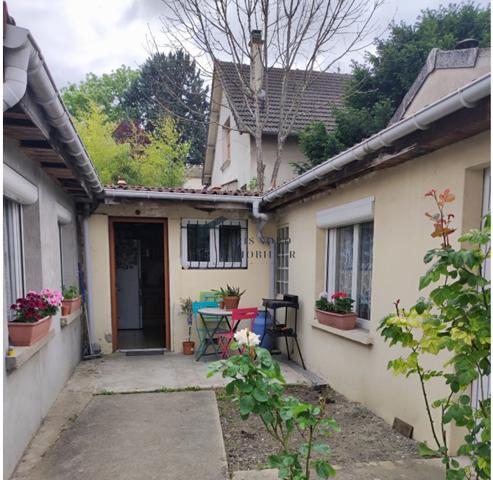 Aulnay-sous-Bois (93600) MAISON A RENOVER - 3 CHAMBRES - 250m²