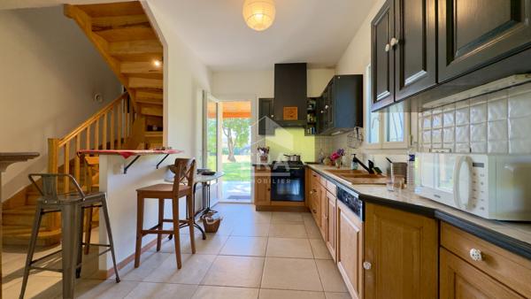 Maison Pineuilh 7 pièce(s) 165 m2