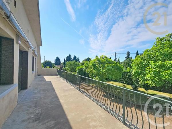 Maison à vendre  9 pièces - 175 m 2   MONTELIMAR  - 26