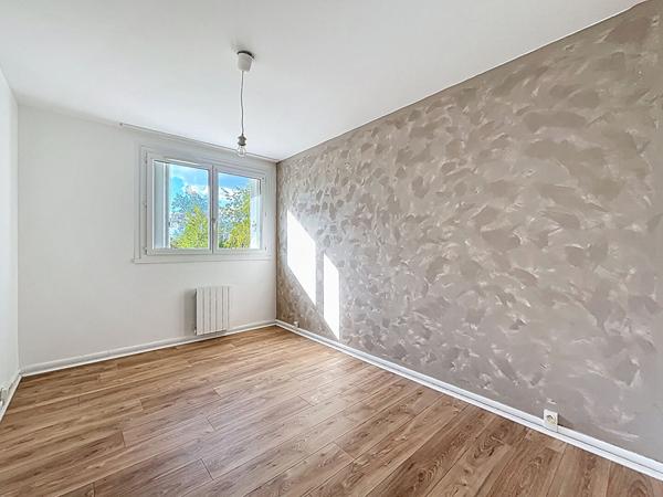 Appartement spacieux de 4 pieces a Cholet