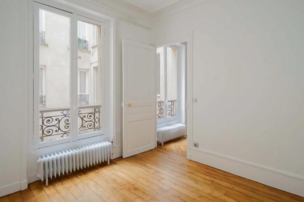 Appartement Paris 7e - MUSÉE D'ORSAY