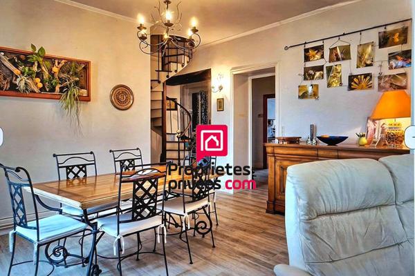 Appartement  6 pièce(s) 137 m2