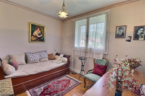 Appartement traversant 5P 82,60 m² Carrez avec balcon + cave Albertville (73200)