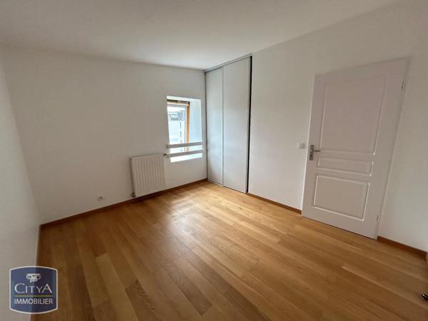 Appartement à louer 5 pièces 128.12m²