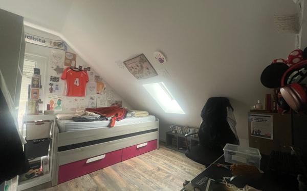 Maison à vendre    5 pièces •  Menucourt