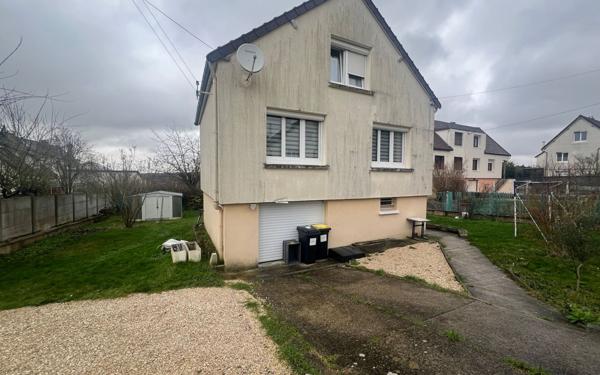 Maison à vendre    5 pièces •  Menucourt