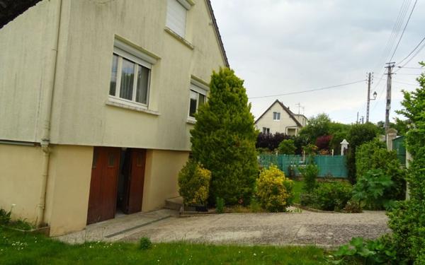 Maison à vendre    5 pièces •  Menucourt