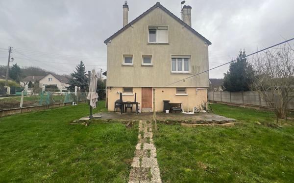 Maison à vendre    5 pièces •  Menucourt