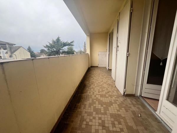 maison mitoyenne 3 chambres, jardin de 310 m2
