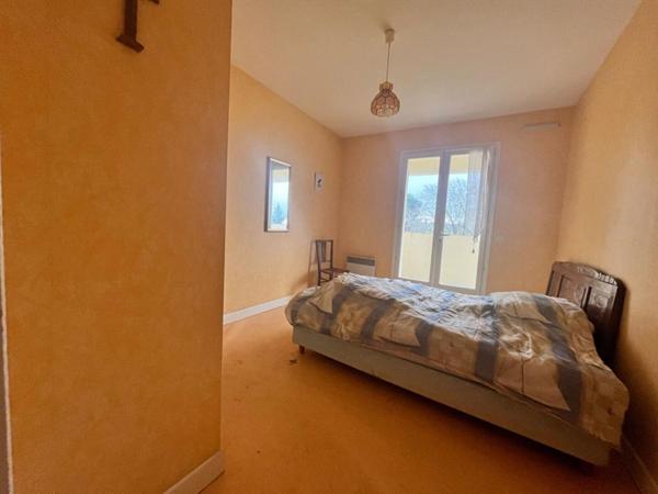 maison mitoyenne 3 chambres, jardin de 310 m2