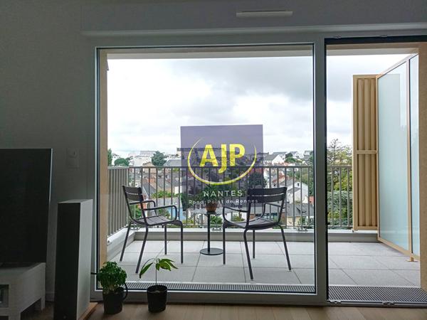 Vente appartement Nantes : 390 000 € - AJP Immobilier Nantes Rond-Point de Rennes