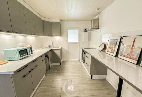 Saint-Ciers-d'Abzac (33910) MAISON T3 - 2 CHAMBRES - PARKINGS