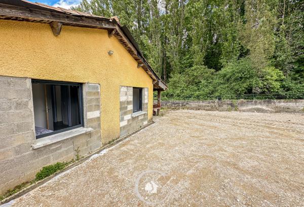 Saint-Ciers-d'Abzac (33910) MAISON T3 - 2 CHAMBRES - PARKINGS