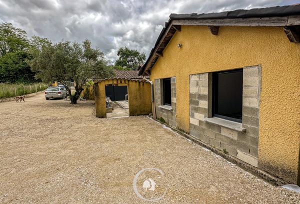 Saint-Ciers-d'Abzac (33910) MAISON T3 - 2 CHAMBRES - PARKINGS