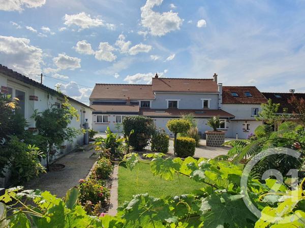 Maison à vendre  7 pièces - 248,99 m2 CRECY LA CHAPELLE - 77