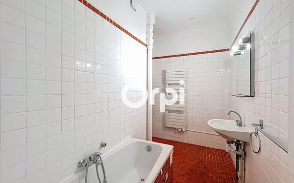 Appartement à vendre    1 pièce • 26,21 m2 Paris 15