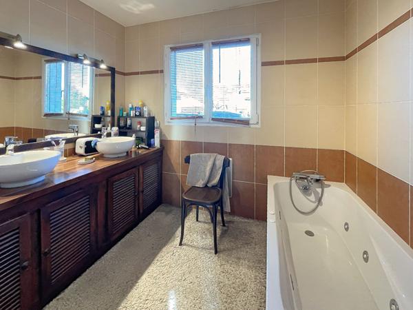 Maison St Vincent De Paul - 6 pièce(s) - 152 m2