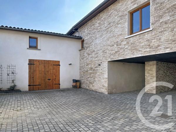 Maison à vendre  14 pièces - 324 m 2   VOURLES  - 69