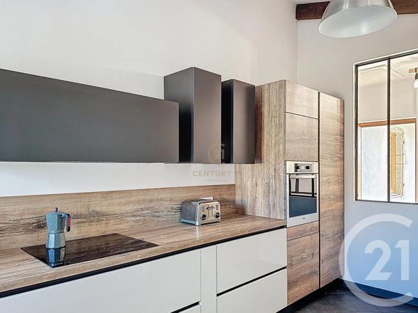 Maison à vendre  14 pièces - 324 m 2   VOURLES  - 69