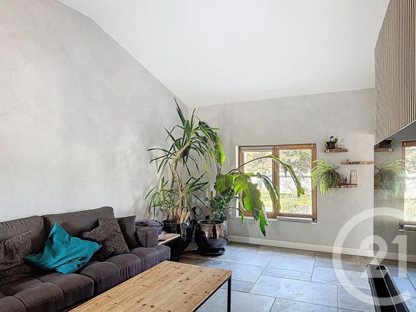 Maison à vendre  14 pièces - 324 m 2   VOURLES  - 69