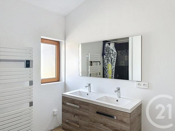 Maison à vendre  14 pièces - 324 m 2   VOURLES  - 69