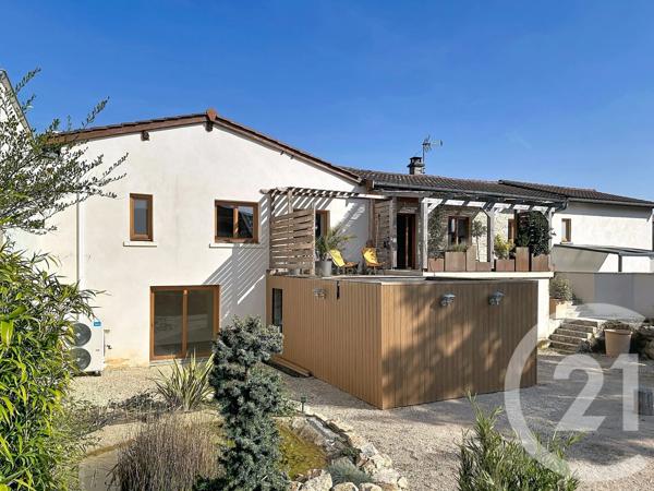 Maison à vendre  14 pièces - 324 m 2   VOURLES  - 69