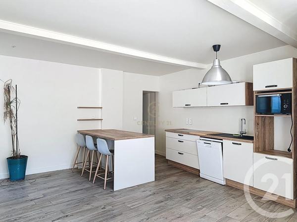 Maison à vendre  14 pièces - 324 m 2   VOURLES  - 69