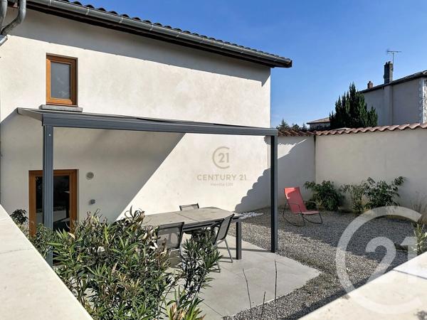 Maison à vendre  14 pièces - 324 m 2   VOURLES  - 69