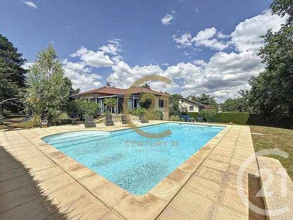Maison à vendre  14 pièces - 324 m 2   VOURLES  - 69