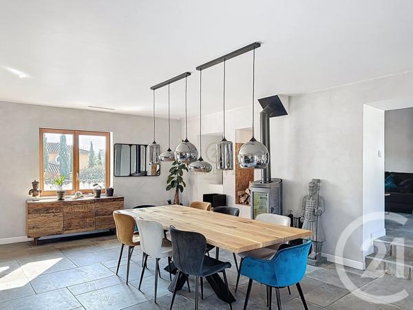 Maison à vendre  14 pièces - 324 m 2   VOURLES  - 69