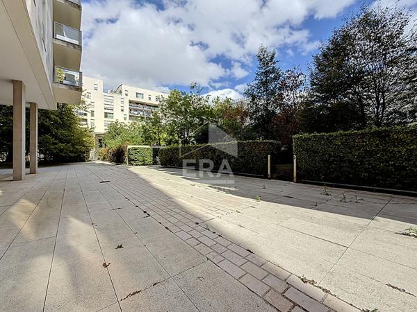 Spacieux 2 pièces avec balcon !