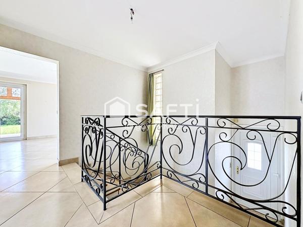 Magnifique Maison de six pièces