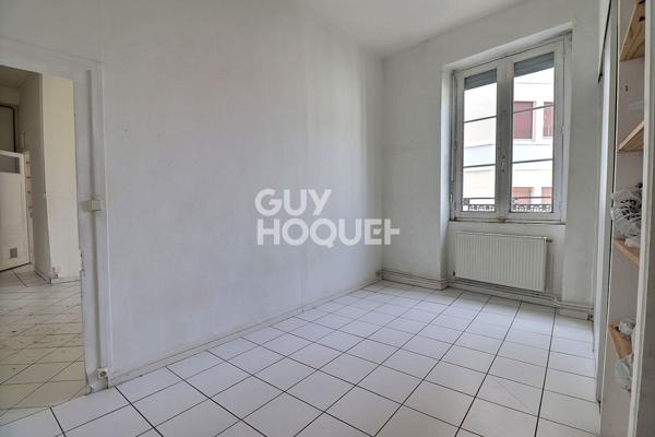 Appartement à rénover - Rue de la Thibaudière