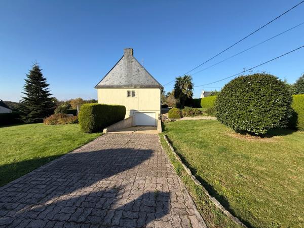 Maison à vendre 5 pièces LE CROISTY (56) - Sous-Sol Total - véranda - balcon - 1800 m² terrain divisible.