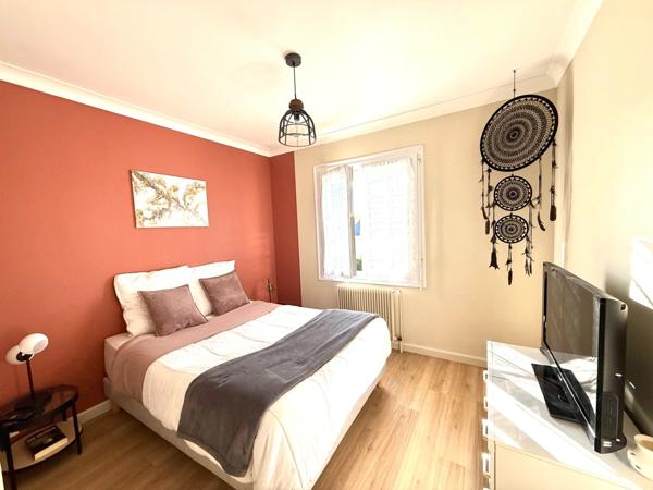 Maison à vendre 5 pièces LE CROISTY (56) - Sous-Sol Total - véranda - balcon - 1800 m² terrain divisible.