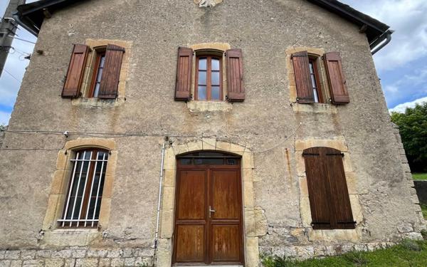 Appartement à louer    2 pièces • 55 m2 Mende