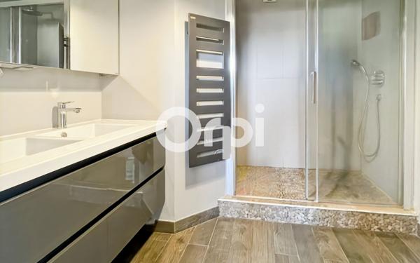 Maison à vendre    5 pièces • 121,02 m2 Rocquencourt