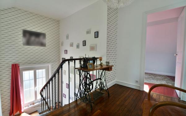 Maison à vendre    8 pièces •  Esbly