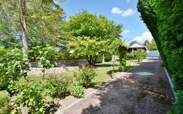 Maison à vendre    8 pièces •  Esbly