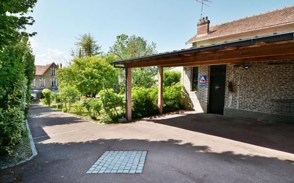 Maison à vendre    8 pièces •  Esbly