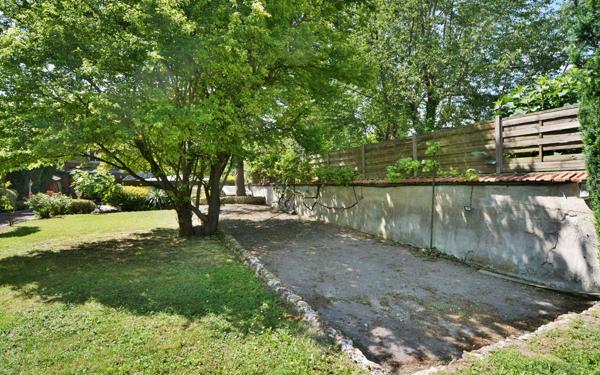 Maison à vendre    8 pièces •  Esbly