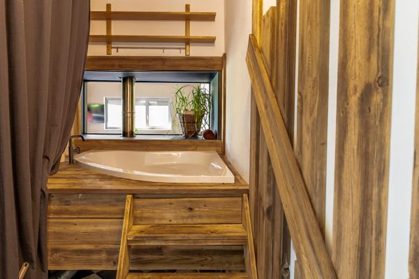 Maison 6 pièces piscine garage terrain arboré