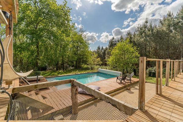 Maison 6 pièces piscine garage terrain arboré