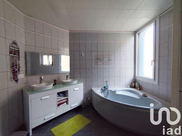 Maison à vendre 6 pièces 223 m² Espira-de-l'Agly