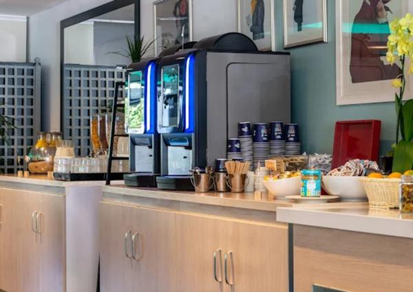 LMNP Roissy CDG – Studio 23 m² + parking – Bail 2032 – 5,7 % rendement