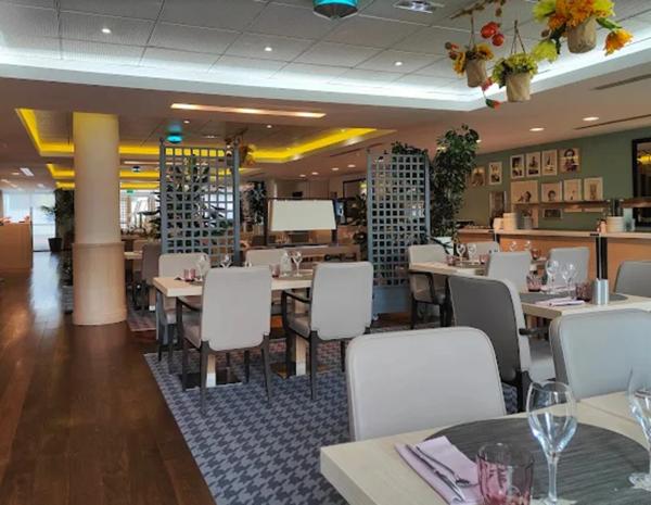 LMNP Roissy CDG – Studio 23 m² + parking – Bail 2032 – 5,7 % rendement